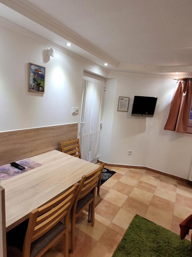 Zoé Apartman Siófok Esterno foto