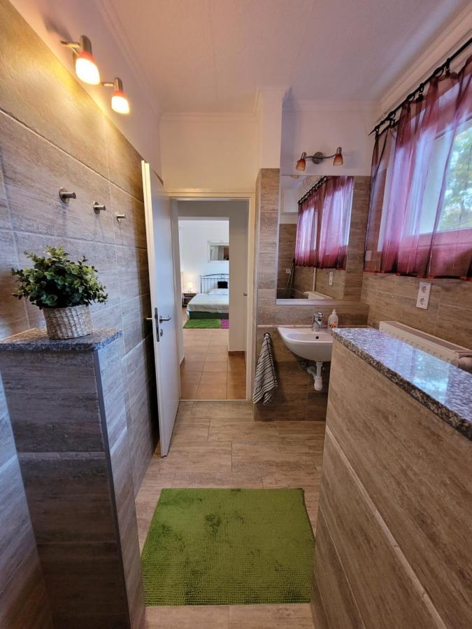 Zoé Apartman Siófok Esterno foto