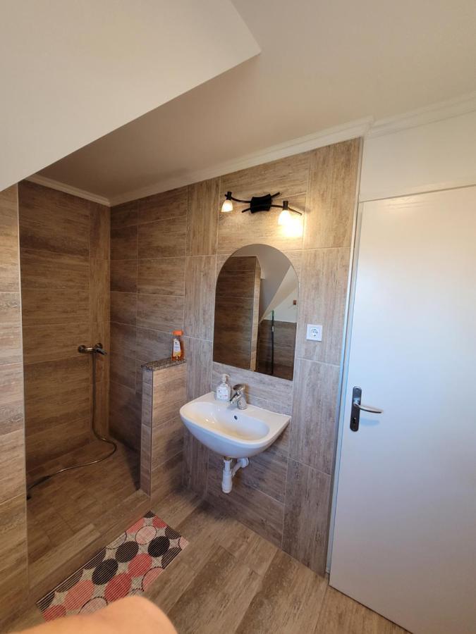 Zoé Apartman Siófok Esterno foto