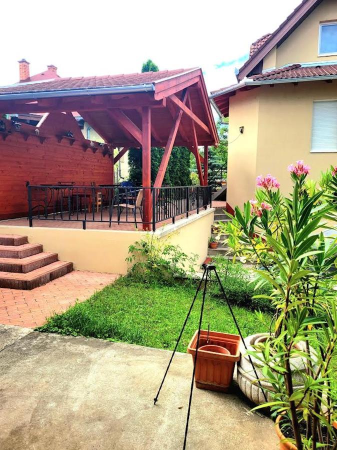 Zoé Apartman Siófok Esterno foto