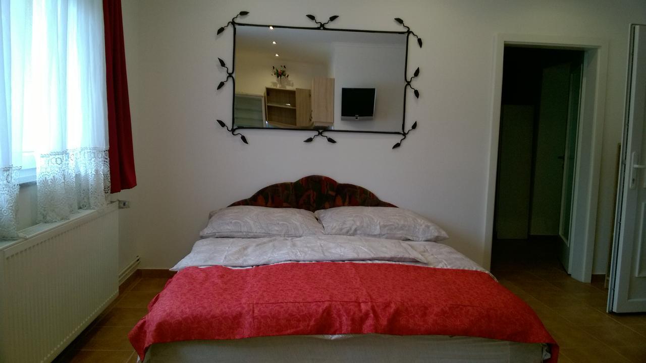 Zoé Apartman Siófok Esterno foto